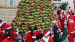 Unik! Ada Pohon Natal Terbuat dari Pisang di Lebanon