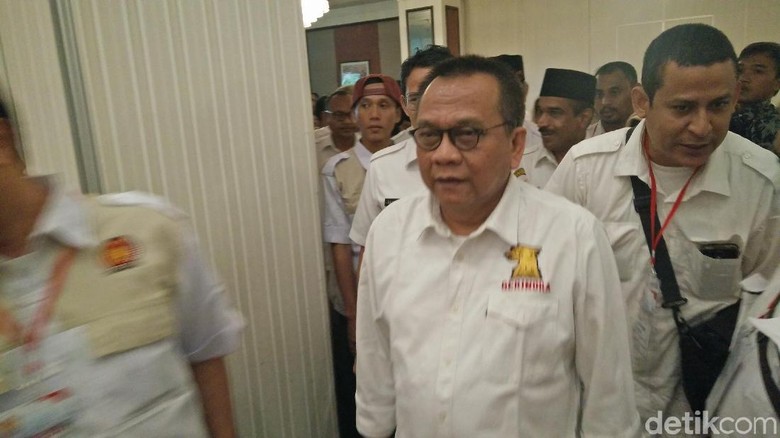Taufik Gugat PKPU Eks Koruptor Nyaleg Tanpa Dibantu Gerindra Taufik Gugat PKPU Eks Koruptor Nyaleg Tanpa Dibantu Gerindra