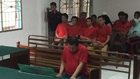 Sidang vonis itu berlangsung pada Rabu (20/12/2017) sore. Sidang dipimpin majelis hakim, Saidin Bagariang. Sebelumnya, Toge dituntut dengan hukuman mati.