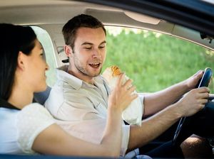 Miris, Kisah Suami Pergoki Istri Selingkuh Saat Jadi Driver Taksi Online