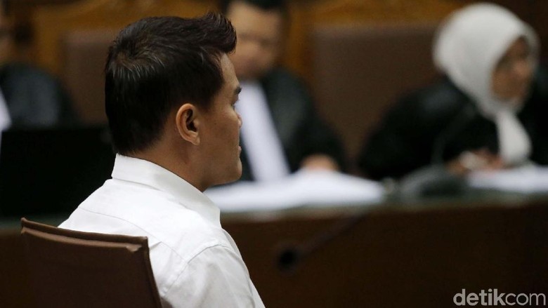 Alasan Andi Narogong Tak Ajukan Banding atas Vonis 8 Tahun Bui Alasan Andi Narogong Tak Ajukan Banding atas Vonis 8 Tahun Bui
