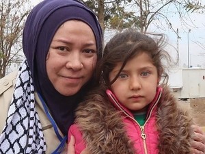 Terjadi Konflik di Beirut, Kepulangan Melly Goeslaw Dipercepat