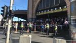 Foto: Mengerikan! Mobil Tabrak Kerumunan Pejalan Kaki di Melbourne