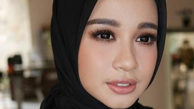 Cantik-cantik Berkumis, Ini 6 Artis Wanita Indonesia yang Punya Kumis Tipis