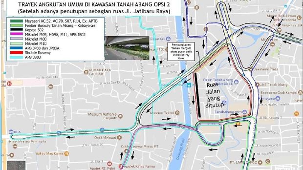 Sandi: Jalan Depan Stasiun Tanah Abang Tidak Ditutup, Tapi Direkayasa