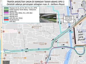 Jalan Depan Stasiun Tanah Abang Ditutup, Ini Perubahan Trayek Angkot