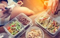 Sedang Diet? Ikuti 5 Saran dari Pakar Nutrisi Untuk Siasati Makan Malam