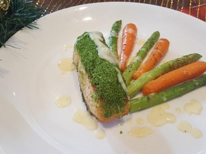 Oven Baked Herb Crusted Salmon, Menu Spesial Natal