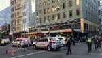 Foto: Mengerikan! Mobil Tabrak Kerumunan Pejalan Kaki di Melbourne