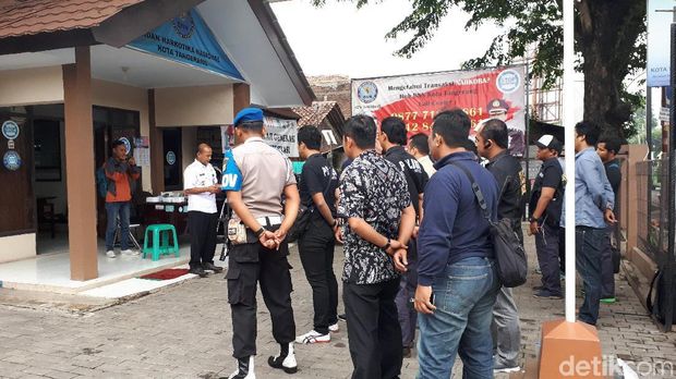 BNN Tangerang Razia Narkoba di Kos-kosan dan Sekolah
