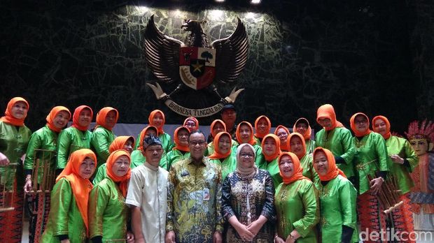 Anies Baswedan di seminar tentang perempuan