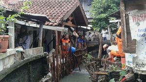 Potret Rumah di Bantaran dan Kali Pulo yang Akan Dilebarkan Anies