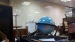 Foto: Tumpukan Barang-barang Tak Terpakai di Gedung Parlemen