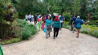 Foto: Tempat ini jadi destinasi yang pas untuk keluarga. Pengunjung bisa melihat lebih dekat satwa-satwa yang ada di taman ini (Bonauli/detikTravel)