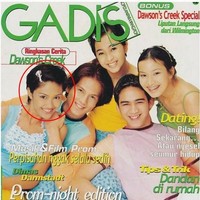 Wanita kelahiran September 1984 ini mengawali kariernya sebagai Gadis sampul. Foto: Instagram