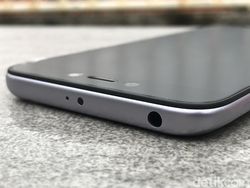 Unboxing Redmi 5A, Ponsel 4G di Bawah Rp 1 Juta