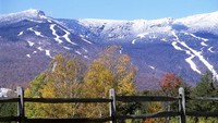 Jika Anda memimpikan Natal dengan salju putih bulan ini, maka Vermont di Amerika Serikat bisa jadi pilihan. Suasananya pun mirip dengan di film White Christmas (vermont.org)