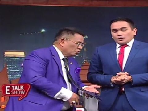 Foto: Mevvah! Ini Gaya Rp 17 Miliar Hotman Paris Saat Foto: Mevvah! Ini Gaya Rp 17 Miliar Hotman Paris Saat
