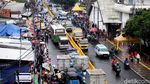 Before-After Jalan Depan Stasiun Tanah Abang yang Ditata Anies