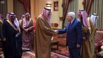 Momen Pertemuan Raja Salman dengan Presiden Palestina di Saudi