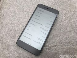 Unboxing Redmi 5A, Ponsel 4G di Bawah Rp 1 Juta