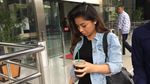 Foto: Gaya Casual Anak Novanto yang Bawa Kopi ke KPK
