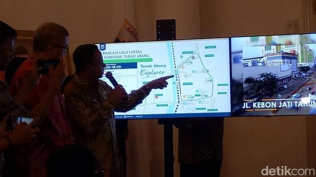 Anies menjelaskan penataan Tanah Abang / 
