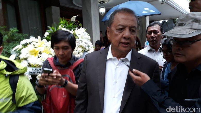MS Hidayat: SBY Tugaskan AHY Kampanye di Jatim dan Jateng MS Hidayat: SBY Tugaskan AHY Kampanye di Jatim dan Jateng