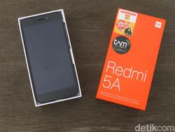 Unboxing Redmi 5A, Ponsel 4G di Bawah Rp 1 Juta