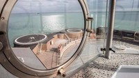 Hotel mewah ini menawarkan pelayanan mewah dengan pemandangan super luas dengan jendela kaca, yang seluruhnya menghadap ke laut. Secretescapes/Istimewa.