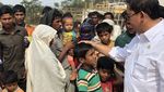 Foto: Momen Fadli Zon Temui Pengungsi Rohingya di Bangladesh
