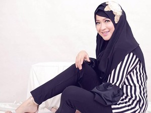 Okie Agustina Pilih Damai dan Cabut Laporan Pihak Travel Umrah