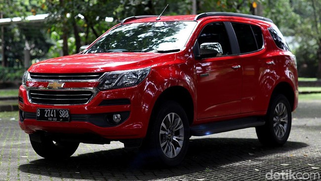Februari, Bangkitnya Mobil Malaysia dan Amerika di Indonesia