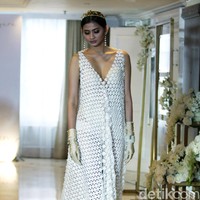 Fashion Show koleksi terbaru gaun pengantin Bramanta Wijaya yang terinspirasi masa kejayaan Hollywood di era 30-an di Hotel Gran Mahakam, Jakarta, Rabu [20/12/2017]. Foto: Mohammad Abduh/Wolipop