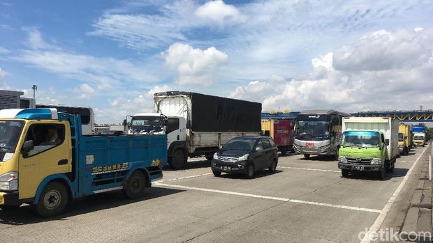 78 Ribu Kendaraan Sudah Melintas di Pintu Tol Cikarang Utama