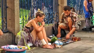 Mengenal Farang, Istilah Orang Thailand untuk Menyebut Backpacker Gembel