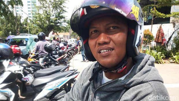 Opang bernama Andre / 