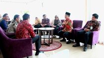 Implementasi e-Government Banyuwangi Diacungi Jempol OJK Implementasi e-Government Banyuwangi Diacungi Jempol OJK