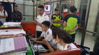 enerbangan Lion Air Rute Manado-Surabaya-Denpasar Delay 6 Jam