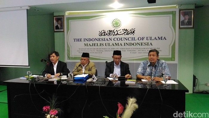 Gandeng WWF, MUI Luncurkan Buku Pelestarian Satwa Langka