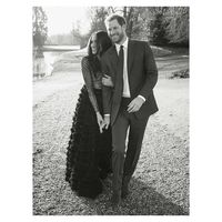 Mesranya, Pangeran Harry dan Meghan Markle dalam Foto Pertunangan Resmi