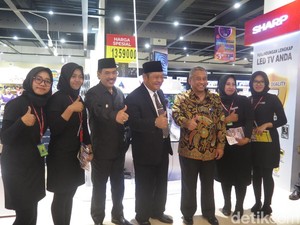 Warga Sidoarjo, Tak Perlu ke Surabaya Kalau Mau ke Transmart