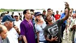 Foto: Potret Santai Jokowi dan Menterinya Nyeker sampai Ngopi di Kuta