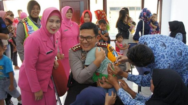 Imunisasi difteri ini diberikan dalam rangka hari ibu 