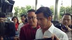 Momen Pelukan Setya Novanto dan Sang Putra di Gedung KPK