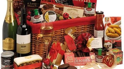8 Inspirasi Bingkisan Natal Mulai yang Unik hingga Spesial