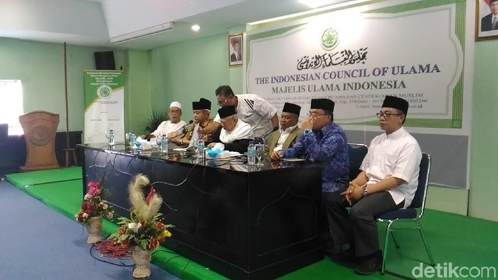 MUI Imbau Masyarakat Tak Hura-hura Rayakan Tahun Baru