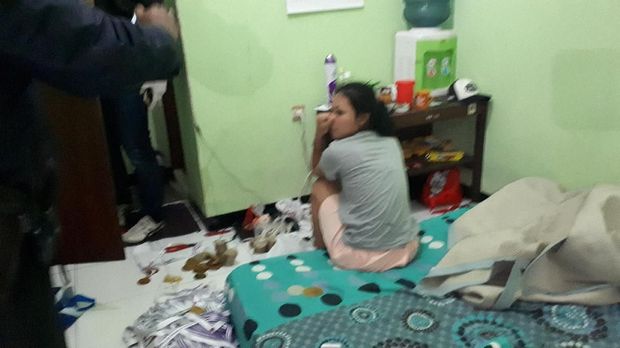 Razia Permukiman Warga, Polisi Amankan Pedagang Obat-Penghuni Kos