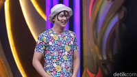 Happy banget ya Andhika!
