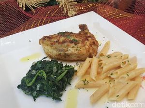 Lezatnya Spicy Chicken Poletto with Cheese Penne